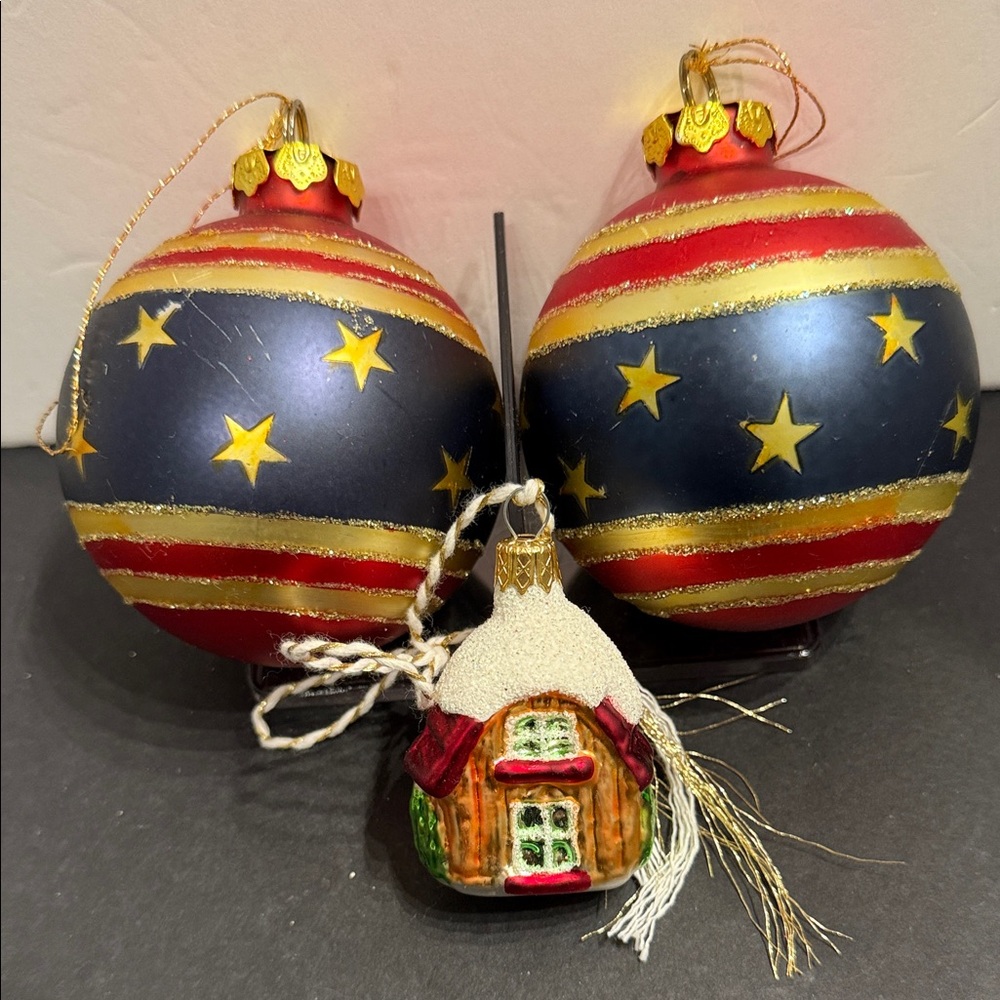 Round Blown Glass Ornament Vintage from the 90’s Christmas ornaments and more